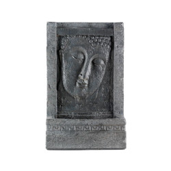 FUENTE EXTERIOR CARA DE BUDA.