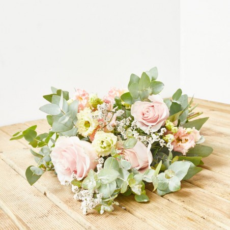 RAMO NATURAL LISIANTHUS, ROSAS Y LIMONIUM
